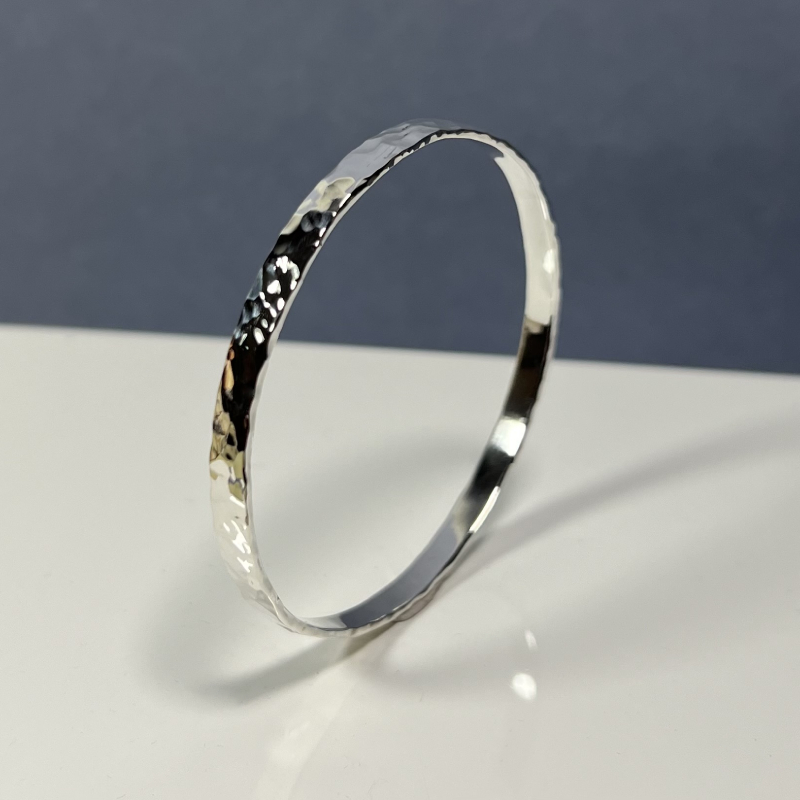 Bracelet Size Guide.